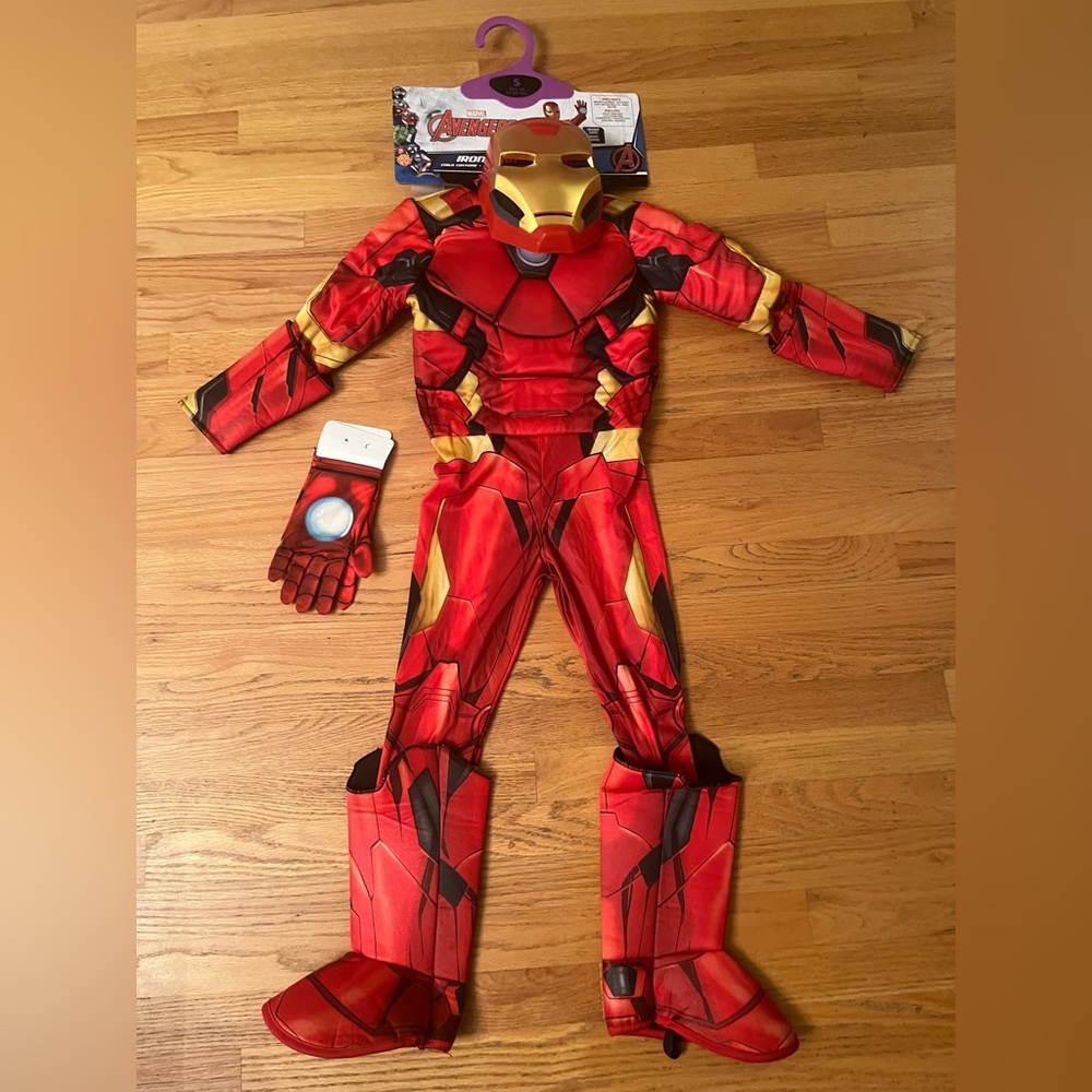 Marvel Avengers Iron Man Halloween Kids Costume size small (4-6)